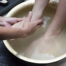 Скипидарные ванны от боли в ногах, суставах